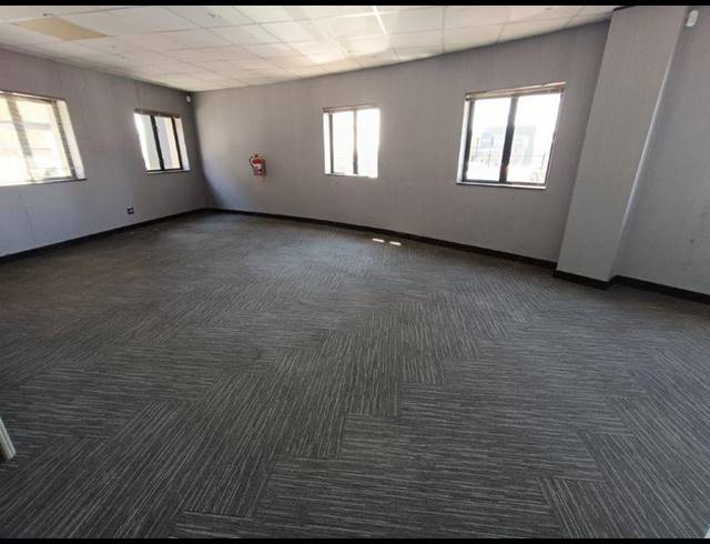 BUSINESS PROPERTY TO RENT IN STRUBENSVALLEI